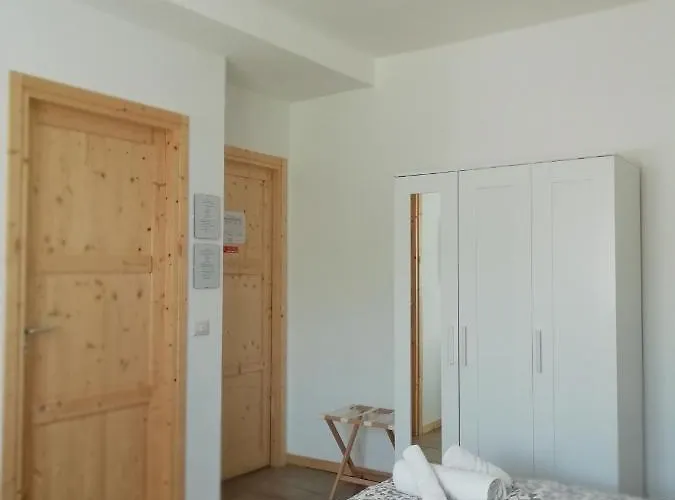 Casa Maria Nocleg ze śniadaniem Cantù
